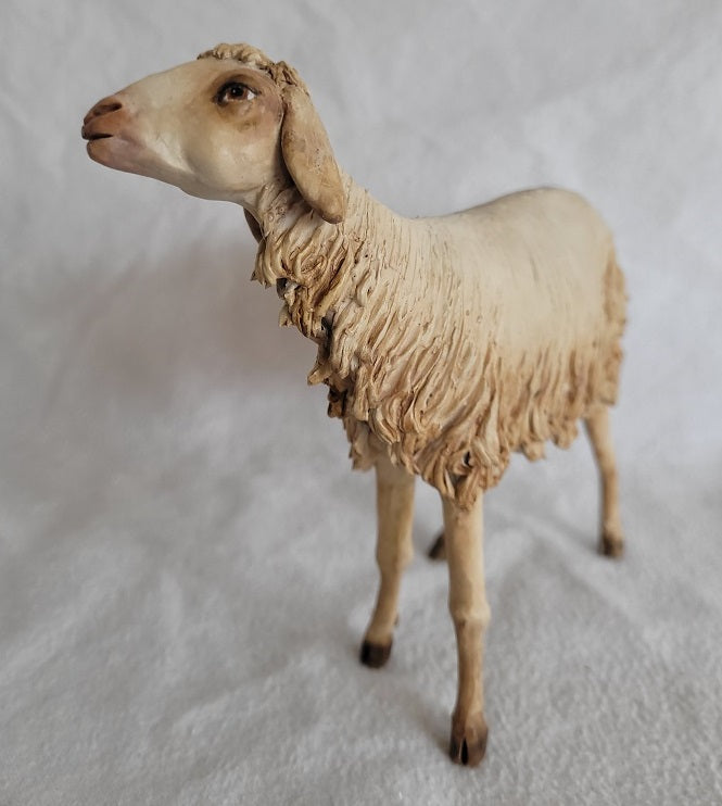 Schaf stehend/schauend 30 cm