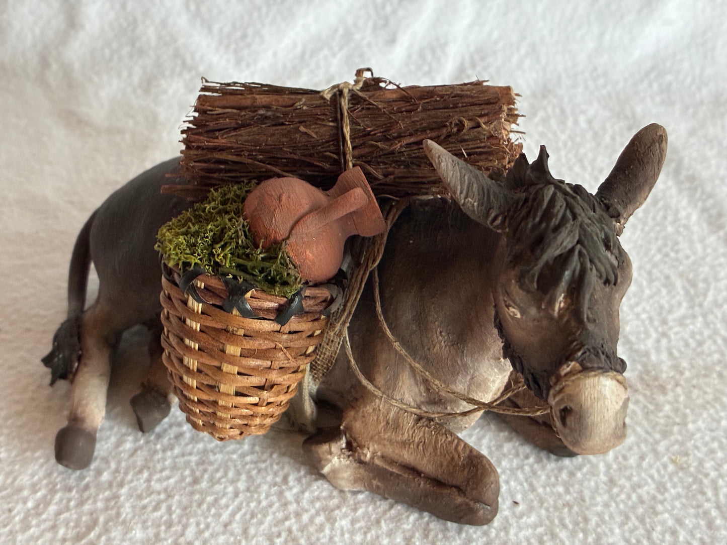 Esel liegend, bepackt 18 cm