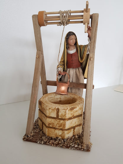 Wasserfrau am Brunnen Immanuel - EXKLUSIVFIGUR-