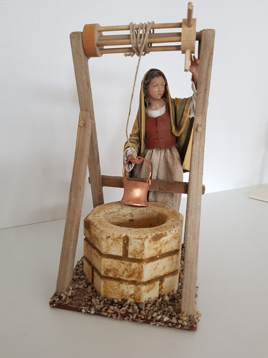 Wasserfrau am Brunnen Immanuel - EXKLUSIVFIGUR-
