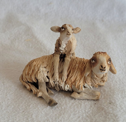 Schaf liegend mit Lamm 13 cm