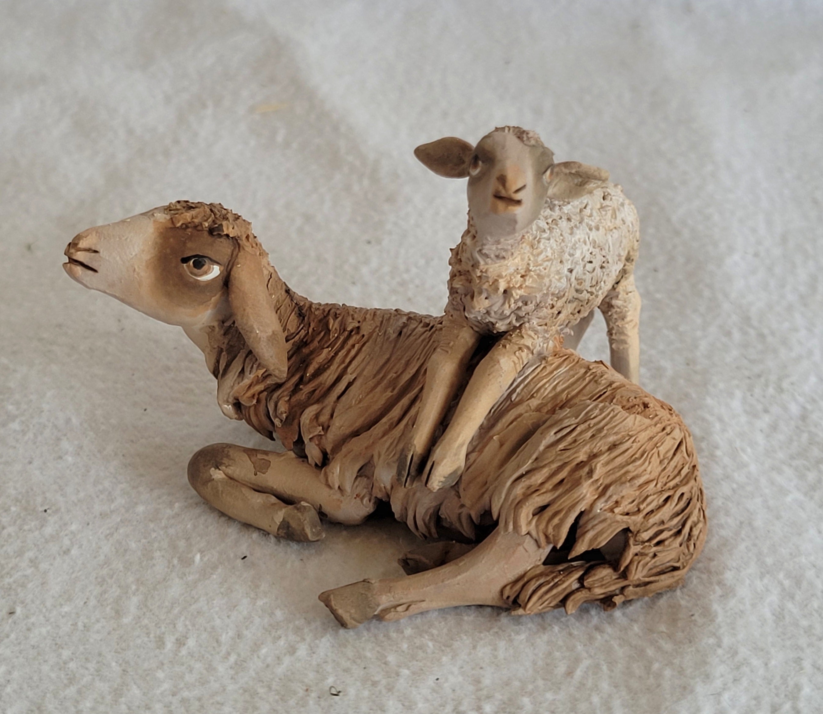 Schaf liegend mit Lamm 13 cm