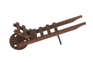 Holzschubkarre