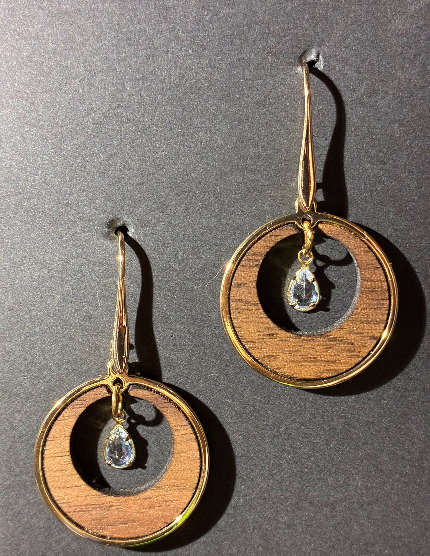 Walnuss Goldenes Auge Ohrring