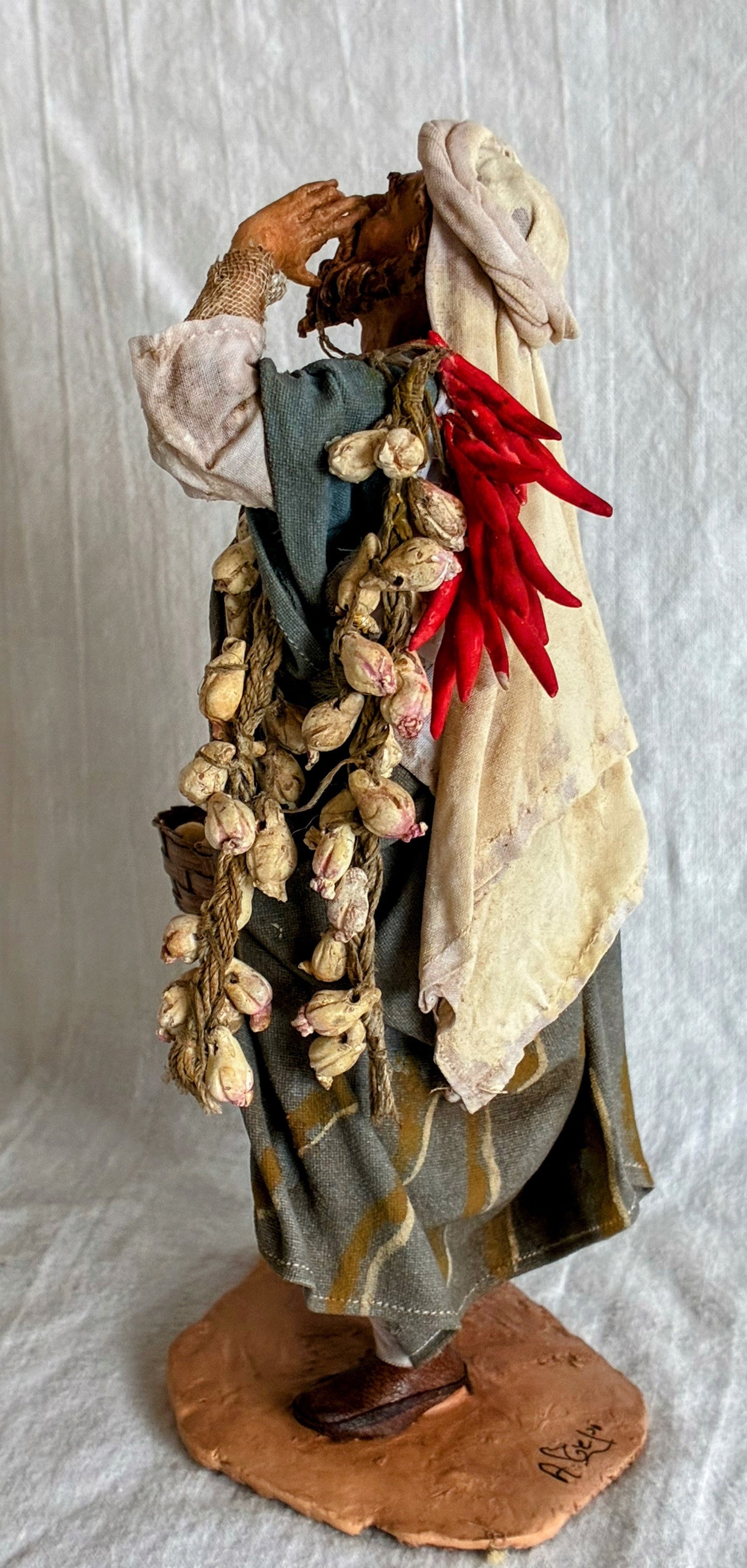 Knoblauch- und Chiliverkäufer 18 cm Particolare