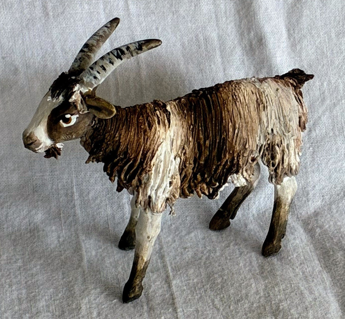 Ziege Kopf hoch 13 cm